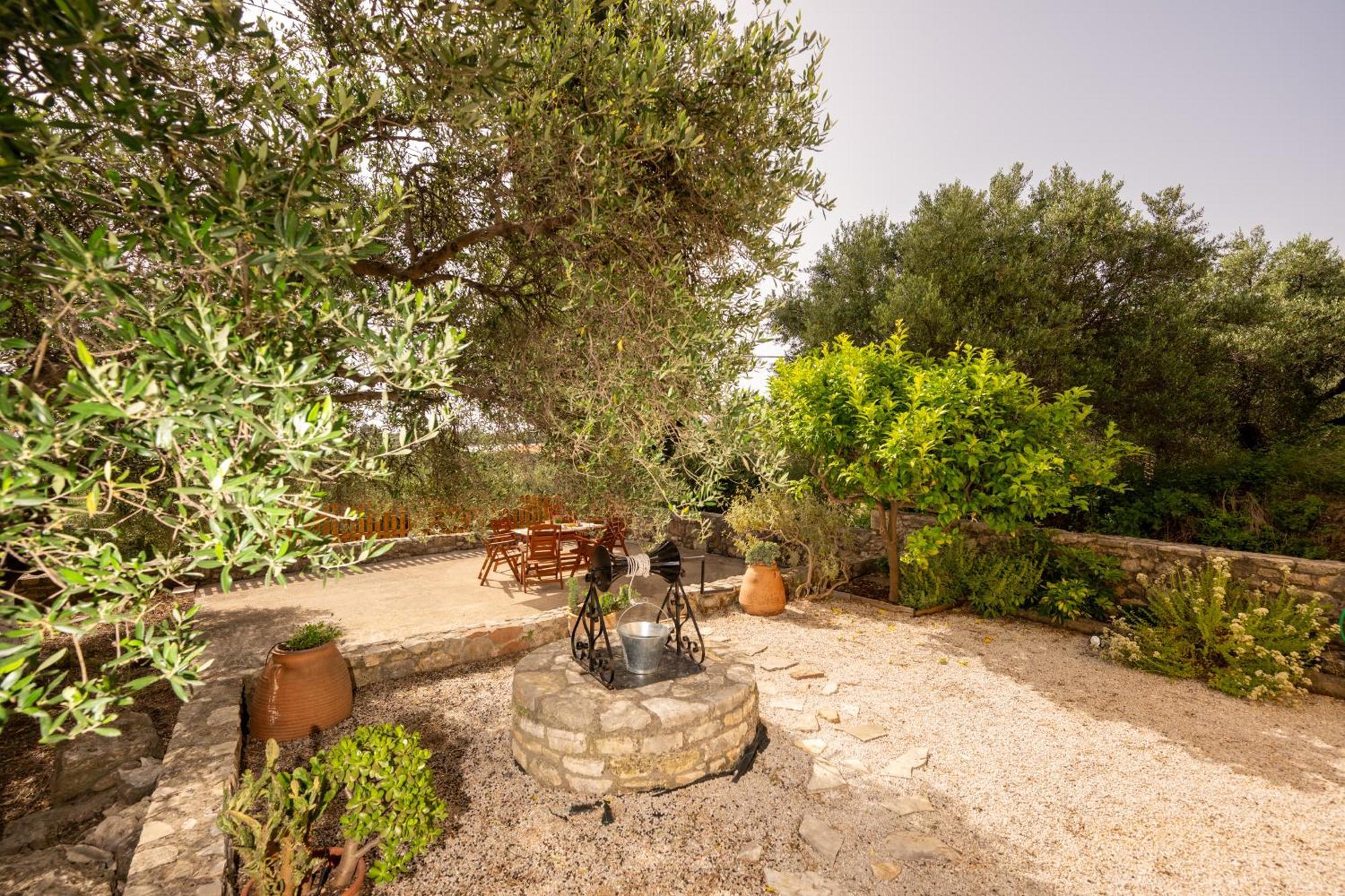 Liofito Village House Pemonia Exteriér fotografie